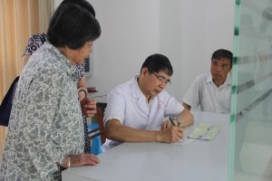 著名视光专家刘伟民教授义诊