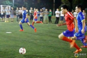 我院男子足球队勇夺全市冠军