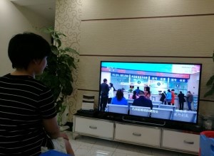 我院组织党员医务人员收看《将改革进行到底》