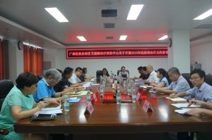自治区艾滋病诊疗质控中心督导我院艾滋病抗病毒治疗工作