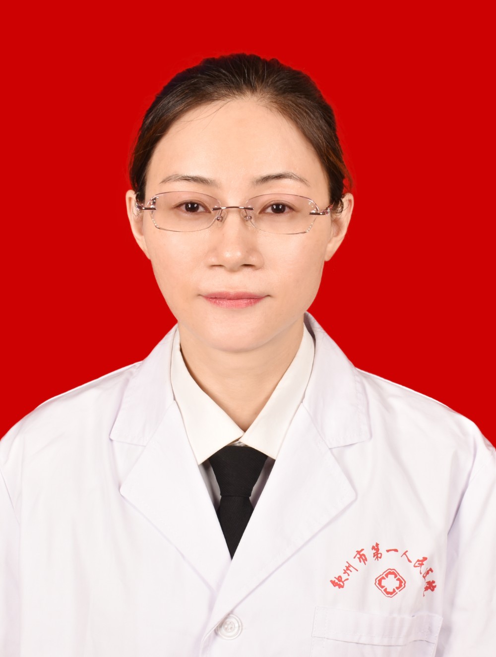 副主任医师、教务部干事 陈坚