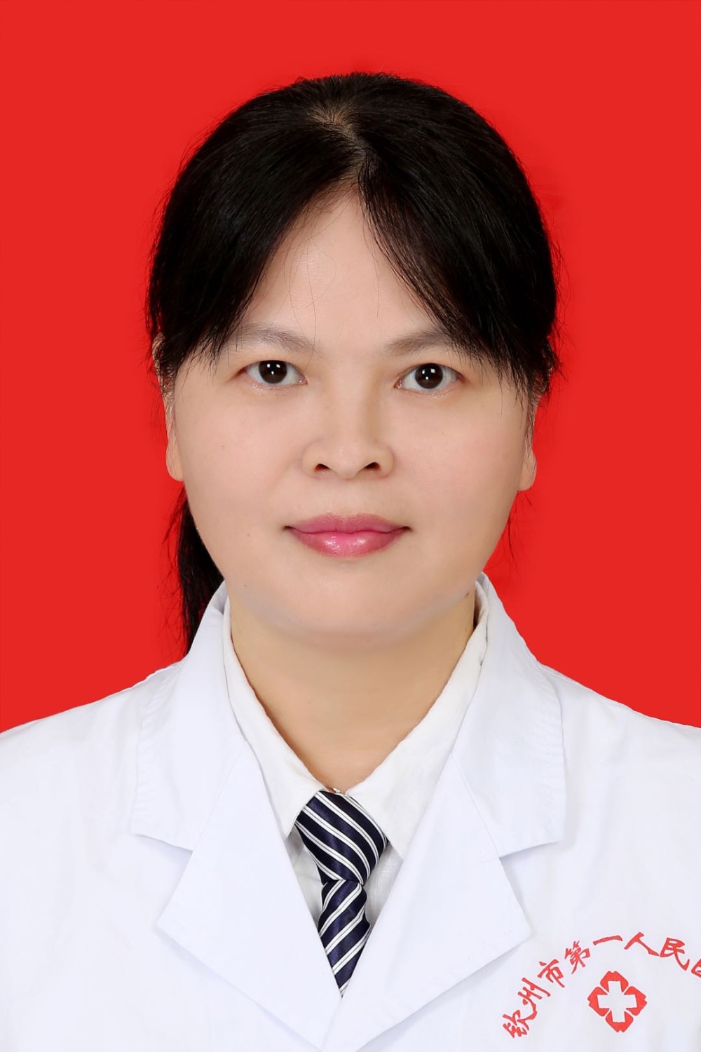 甲状腺乳腺外科副主任,副主任医师 谢新美