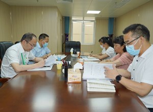  钦州市卫生健康委领导到我院走访人大代表