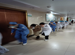 警钟长鸣、防患未然|钦州市第一人民医院神经内科一区（老年病学科）开展火灾应急预案演练