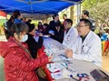 雷锋精神进社区，惠民义诊暖人心